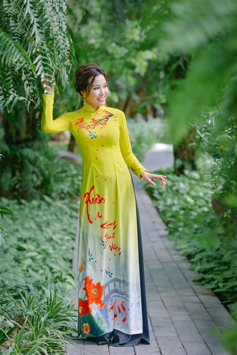 Traditional Vietnamese Model