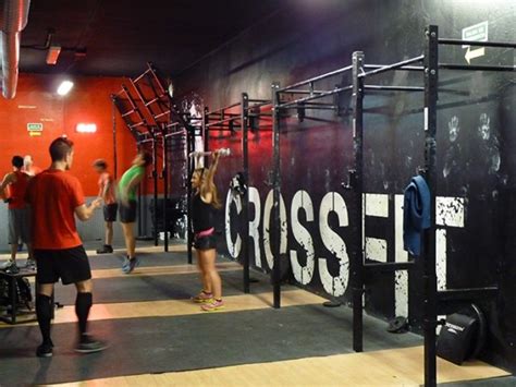 Los Mejores Ejercicios Crossfit Para Obtener Hombros Y Cuerpo