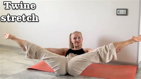 Twine Stretch Daily Stretching With Maria Peach Youtube
