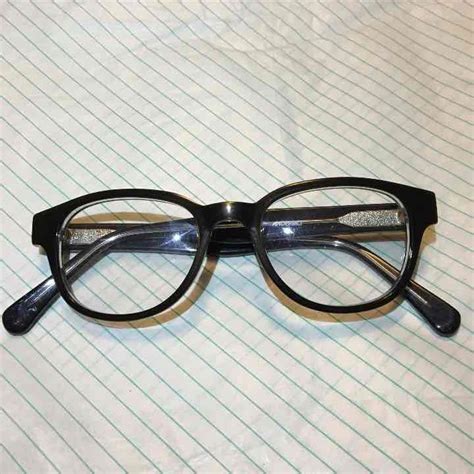 womans classic specs vanderbilt glasses mercari anyone can buy and sell vanderbilt great deals