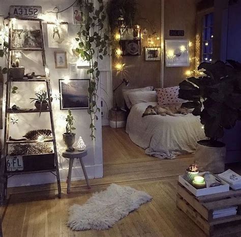 32 Fabulous Small Apartment Bedroom Design Ideas Homyhomee Small
