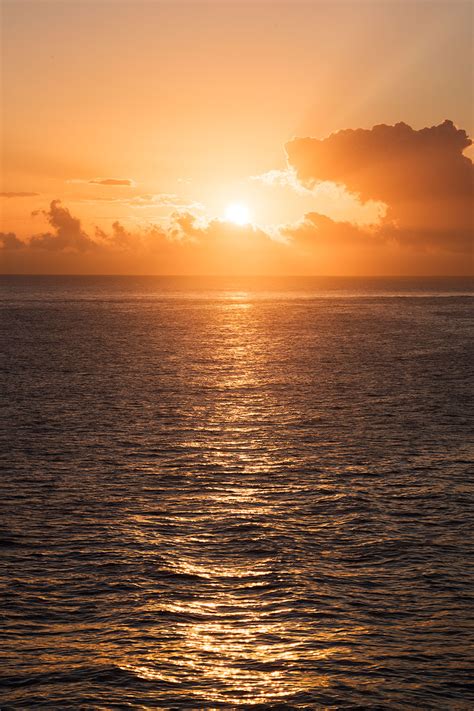 Sunrise Over The Ocean Pictures And Video Anton Gorlin Landscape