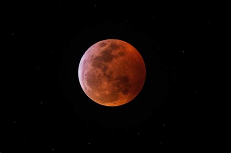 Blood Moon Rising View From Houston 1111 Pm Oc 2700x1799 R