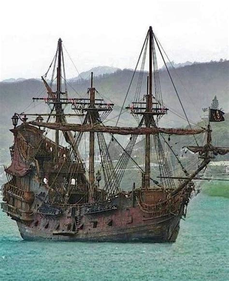 Real Pirate Ships Pirate Decor Old Sailing Ships Full Sail Pirate
