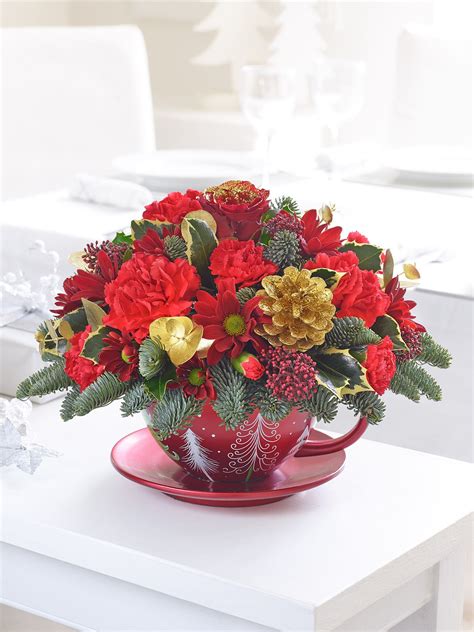 Our christmas flowers are available for doorstep delivery from tuesday 1st december right up until christmas eve. ELAINE MINTO T/A BLOOMS - Classic Christmas Teacup ...