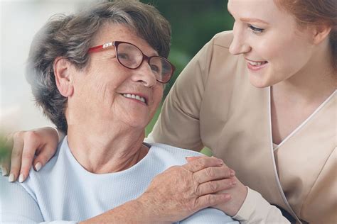 How To Help Your Loved Ones Trust A Caregiver In Retirement Community