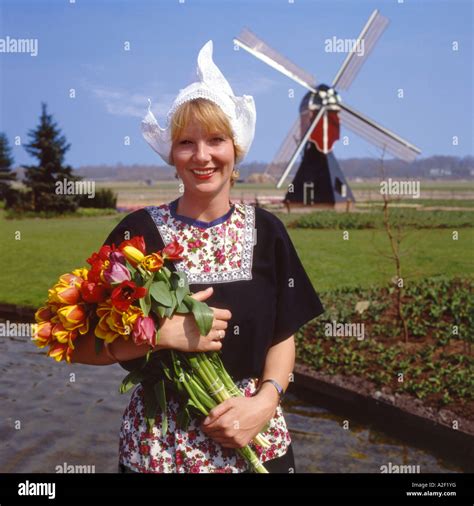 Fille Hollandaise Banque De Photographies Et Dimages à Haute Résolution Alamy