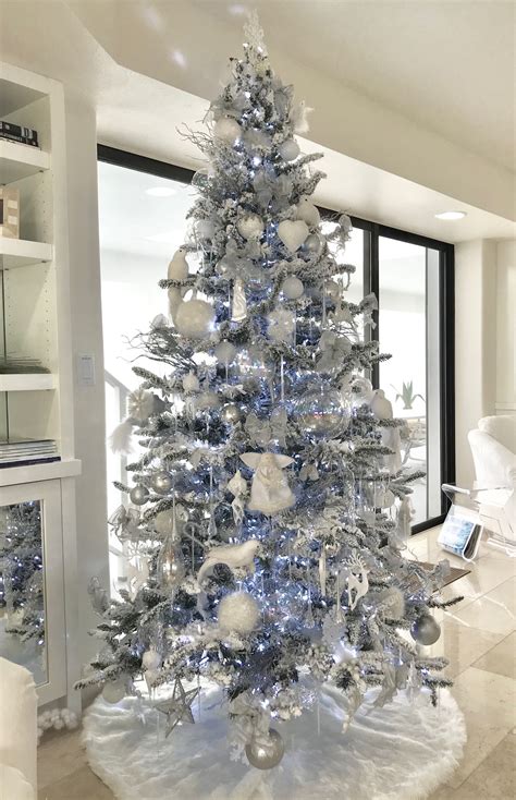 20 Elegant White And Silver Christmas Tree Pimphomee
