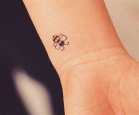 Pin By Amanda Amyx On Tattoos Bee Tattoo Bumble Bee Tattoo Small