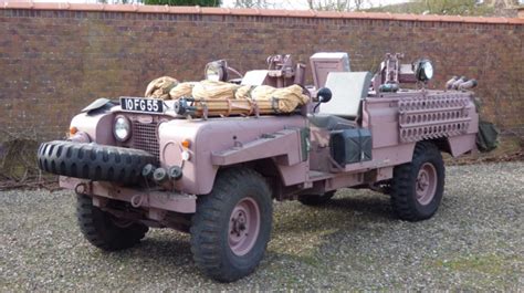 That Time British Special Forces Thought Pink Was Good Camouflage