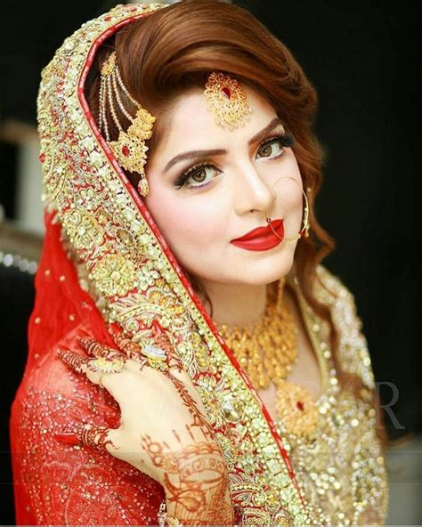 pin by kainat on ßr de pakistani bridal hairstyles pakistani bridal makeup pakistani bridal