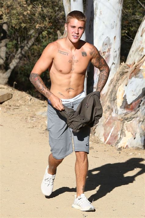 Justin Bieber Shirtless In La September 2016 Pictures Popsugar