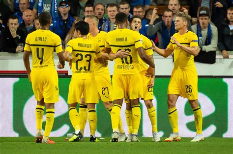 It could have been worse for sevilla too, had goalkeeper bono not been sharp enough to keep haaland out or had referee danny makkelie opted to award bvb a penalty as. Player Ratings: Borussia Dortmund get lucky in Champions ...
