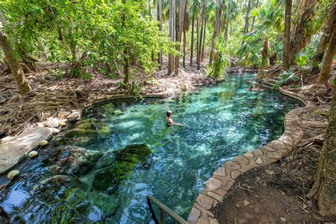 most photogenic outdoor baths and natural springs around the world