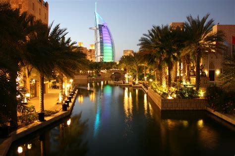 Jumeirah Beach Hotel Dubai World