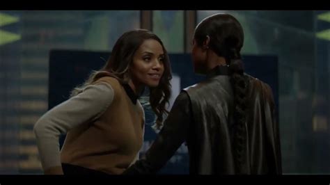 Batwoman 3x12 3x13 Kiss Scenes — Ryan And Sophie Javicia Leslie And Meagan Tandy Youtube