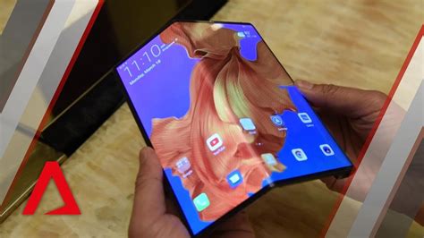 Huaweis Foldable Phone The Mate X Is It Worth Us2600 Youtube