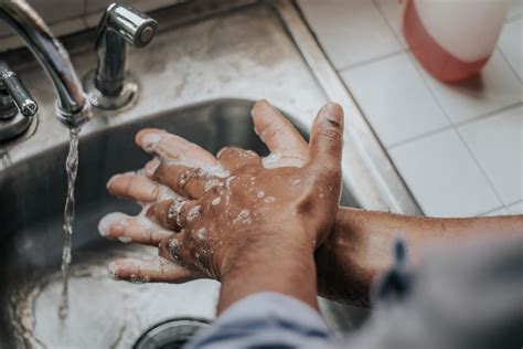 How To Maintain Personal Hygiene