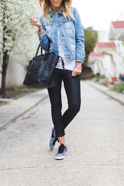 Black Leggings With A Chambray Shirt And Sneakers I Love This Laid
