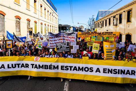 Greve De Professores Por Distritos Termina Hoje Em Lisboa Expresso