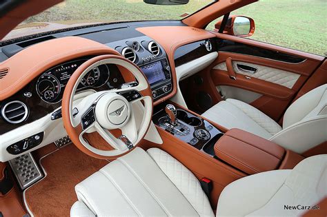 Bentley Bentayga V8 Hab Acht Suv Newcarzde
