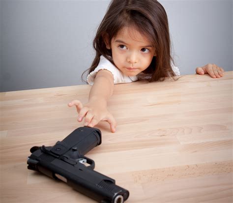 Most Kids Cant Tell The Difference Between Real Guns And Toy Guns