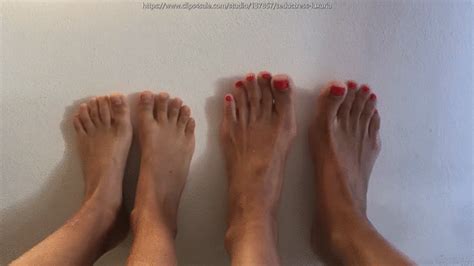 Seductress Luxuria Asian Feet Against American Feet 540p