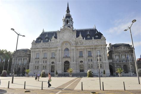 Municipales 2020 à Roubaix Le Maire Sortant Guillaume Delbar Réélu
