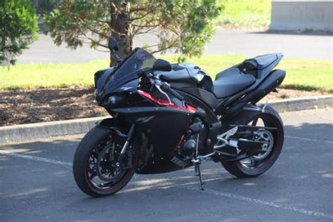 Buy 2009 Yamaha Yzf R1 Raven Edition Terry On 2040 Motos