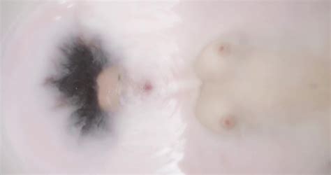 Nude Video Celebs Cosima Bevernaege Nude Pele Mele 2014