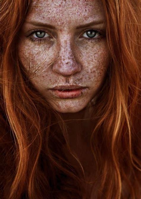 40 Fascinating Pictures Of People With Freckles Beautifulredhair