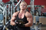 Who Are The Top 10 Best Female Bodybuilders In The World