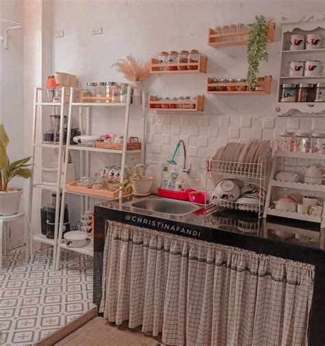 Tak perlu letak perabot yang berlebihan kerana ia akan hanya membuatkan ruang yang sempit itu sukar untuk digunakan. 15 Gambar Idea Deko & Susun Atur Ruang Dapur Kecil Tanpa ...