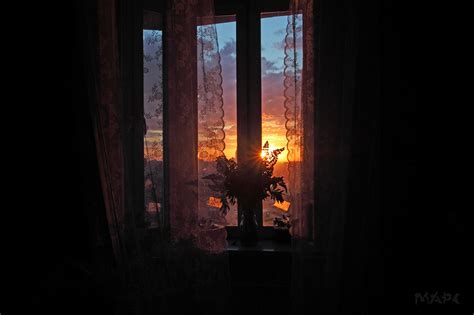 Night The Room Is Dark Window Sun Sunset Shade Windowsill