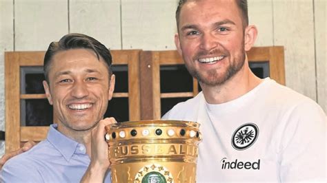 Physiotherapeut Aus Wanfried Feiert Pokalsieg Mit Eintracht Frankfurt