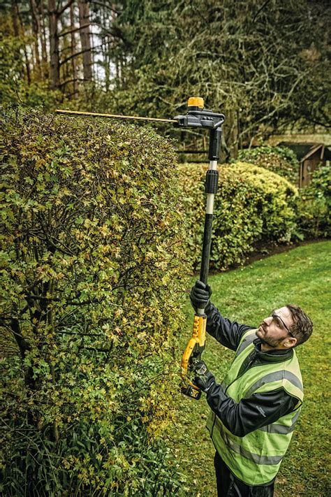 A hedge fund, an alternative investment vehicle, is a partnership where investors (accredited investors or institutional investors) pool money together, and a fund manager deploys the money in a variety of assets using sophisticated investment techniques. 20V MAX* Pole Hedge Trimmer - DCPH820M1 | DEWALT