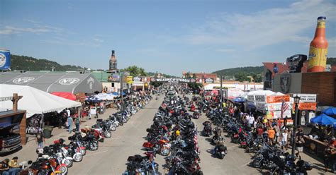 400000 Bikers Usually Descend On This South Dakota Town For Their