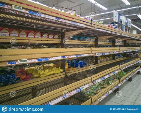 Jun 21, 2021 · the support is part of a $4.28 million package by the ntuc. Empty Egg Shelves At NTUC Supermarket During COVID-19 Work ...