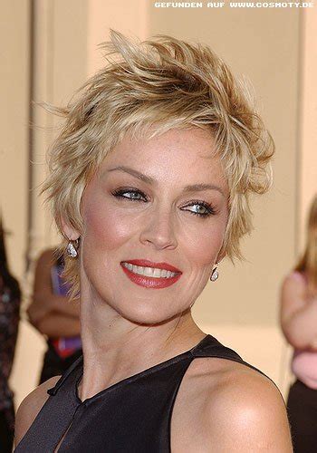 27 03 2018 erkunde vesna lasbachers pinnwand sharon stone hairstyle auf pinterest. Frisuren Bilder: Sharon Stone mit strubbelig gestyltem ...