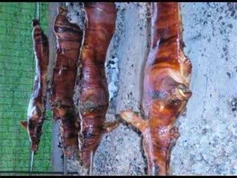 Vous êtes allé à nuraghe sardo ? maialino sardo allo spiedo - YouTube