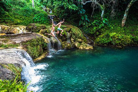 Port vila is the capital city of the republic of vanuatu. Vanuatu - Reisen