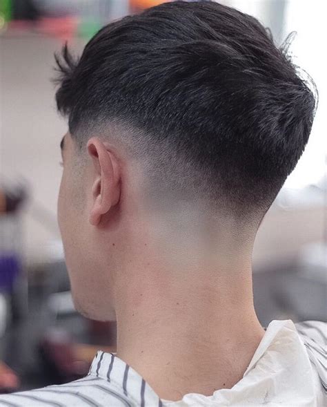 35 best low fade haircuts for men 2022 guide kulturaupice