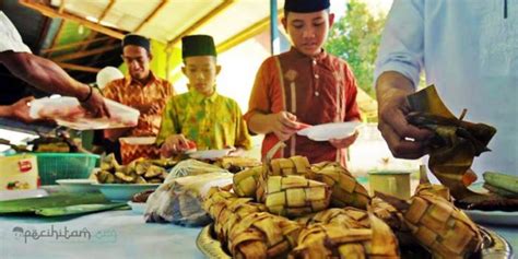 Mengenal Tradisi Dan Sejarah Lebaran Ketupat Di Jawa