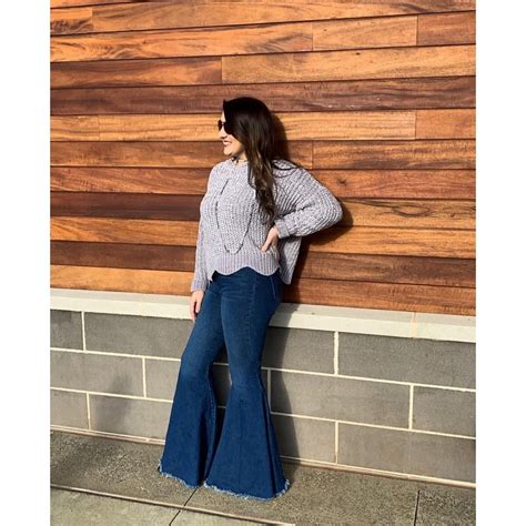Pin By Rebecca Schaa On Bell Bottoms Flared Pants Outfit Bell Bottoms Bell Bottom Jeans