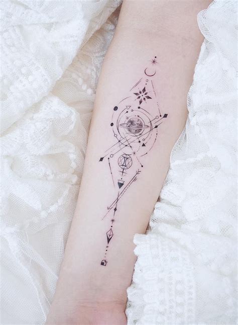 53 Small Meaningful Tattoo Design Ideas For Woman To Be Sexy Page 51