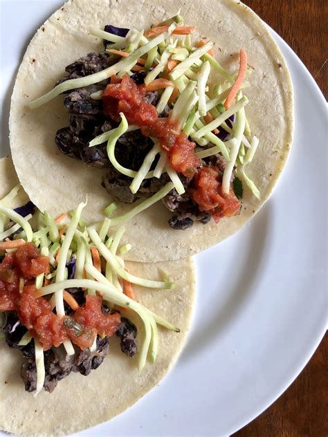 Super Simple Black Bean Tacos How To Eat