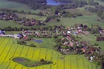 Luftaufnahme Neuenkirchen - Dorfkern am Feldrand in Neuenkirchen im ...