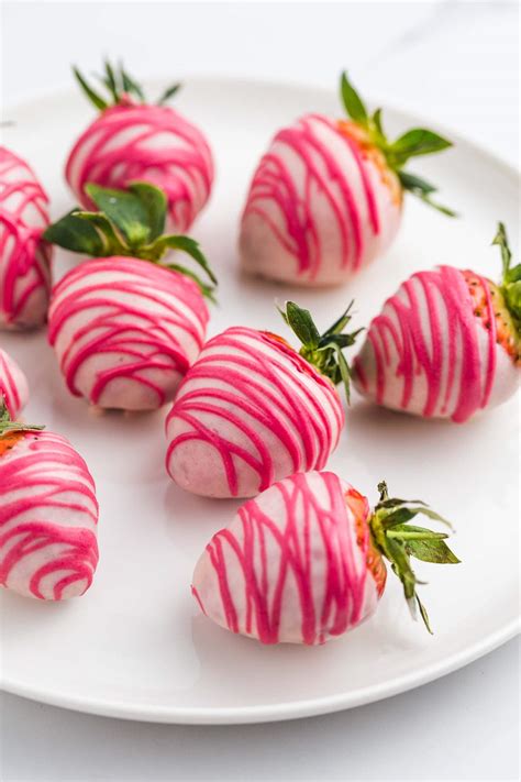 Easy Chocolate Covered Strawberries Recipe Little Sunny Kitchen