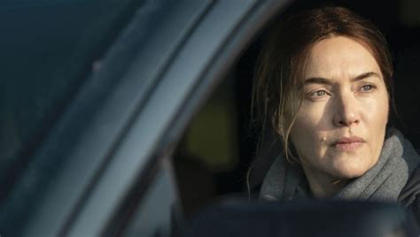 A detective in a small pennsylvania town investigates a local murder while trying to keep her life from falling apart. HBO Sets Premiere Date for Kate Winslet Miniseries Set in ...