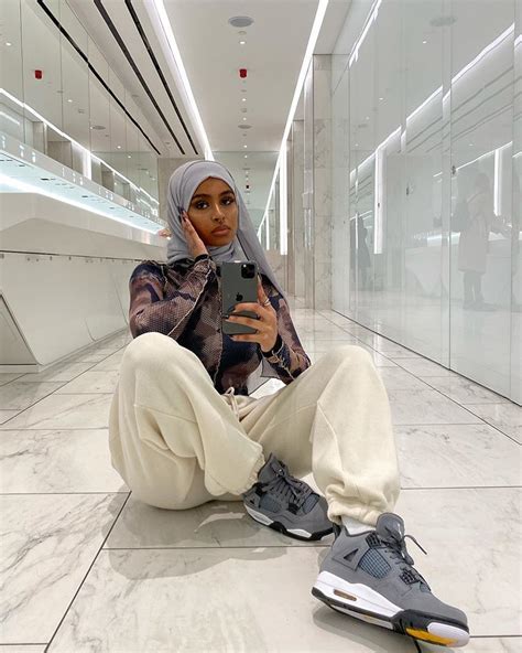 Khuludd On Instagram “😈” In 2020 Streetwear Fashion Women Muslim
